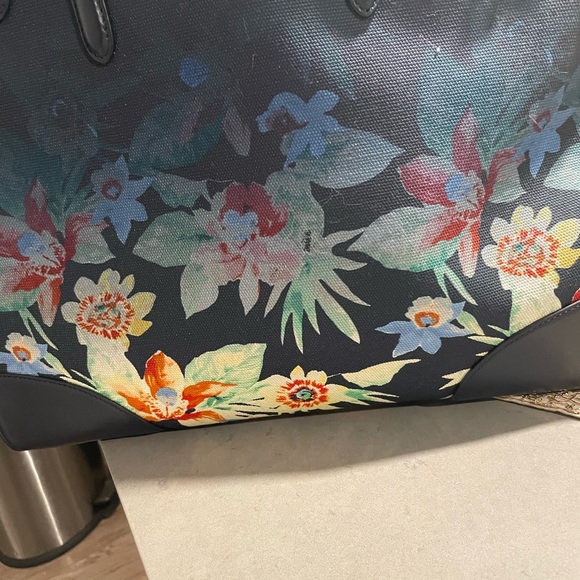 Ralph Lauren Navy and Floral Tote - Picture 6 of 14
